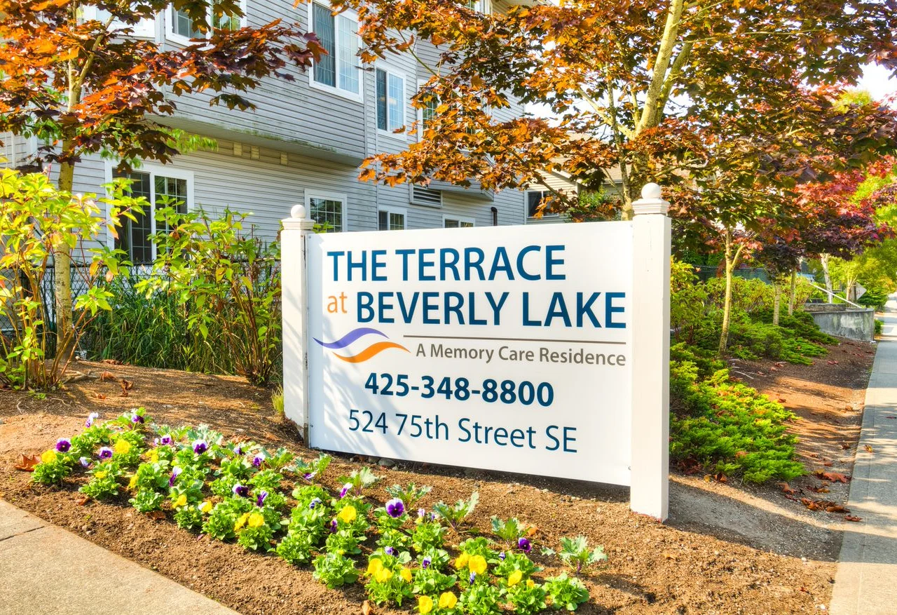 Image of The Terrace at Beverly Lake by Cogir (2)