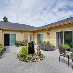 Image of RN Villa Senior Care Community (2)