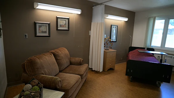 Image of Reflections Assisted Living - Parkview Manor (3)