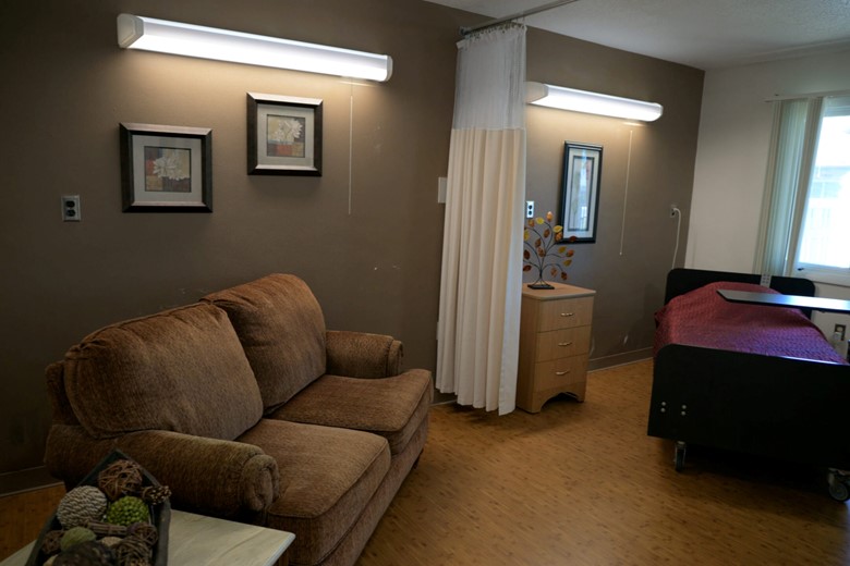 Image of Reflections Assisted Living - Parkview Manor (3)