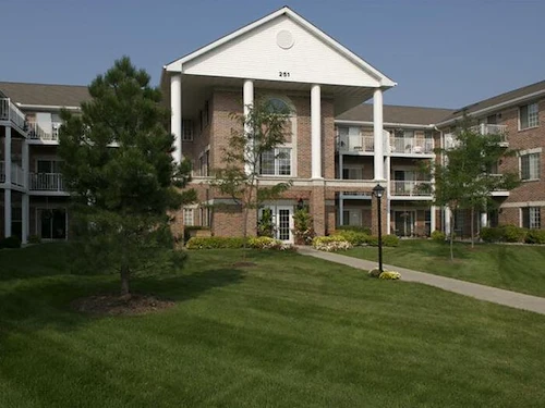 Image of Parkway Landings Seniors Apartments (1)