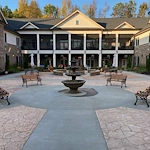 Image of Magnolia Senior Living at Sugar Hill (5)