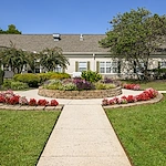 Charter Senior Living of Cleveland outdoor space