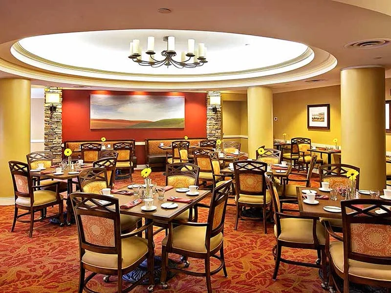 Image of Atria Glen Cove (3)