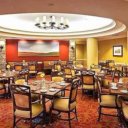 Image of Atria Glen Cove (3)
