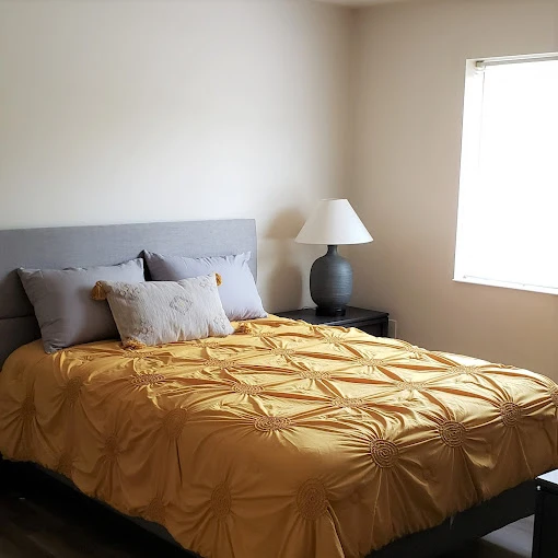 Sugar Creek Apartments independent senior living in Waukee, Iowa apartment bedroom