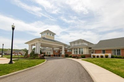 Image of Runk & Pratt at Smith Moutain Lake (1)