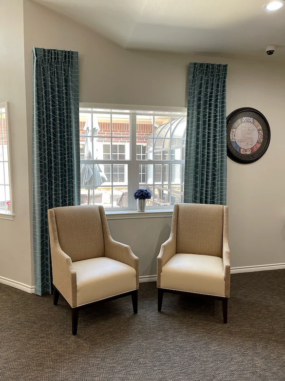 Image of Oak Ridge Alzheimer's Special Care Center (4)