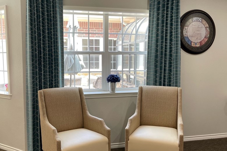 Image of Oak Ridge Alzheimer's Special Care Center (5)