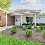 Image of Kauhale Pettigru (2)