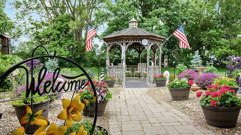 Image of Courtyard Estates of Monmouth Senior Living (3)