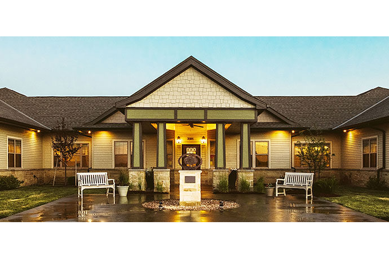 Image of Silverado Lee’s Summit Memory Care Community (1)