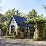 Image of Oak Grove Inn (1)