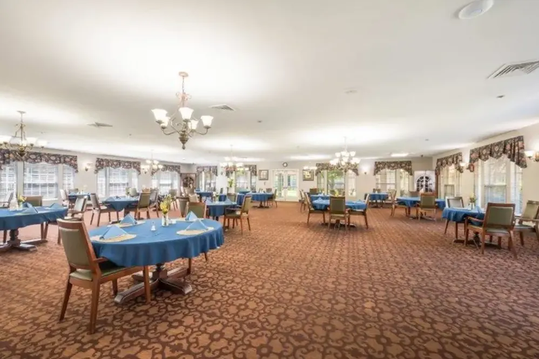 Image of Briar Glen Alzheimer's Special Care Center (2)