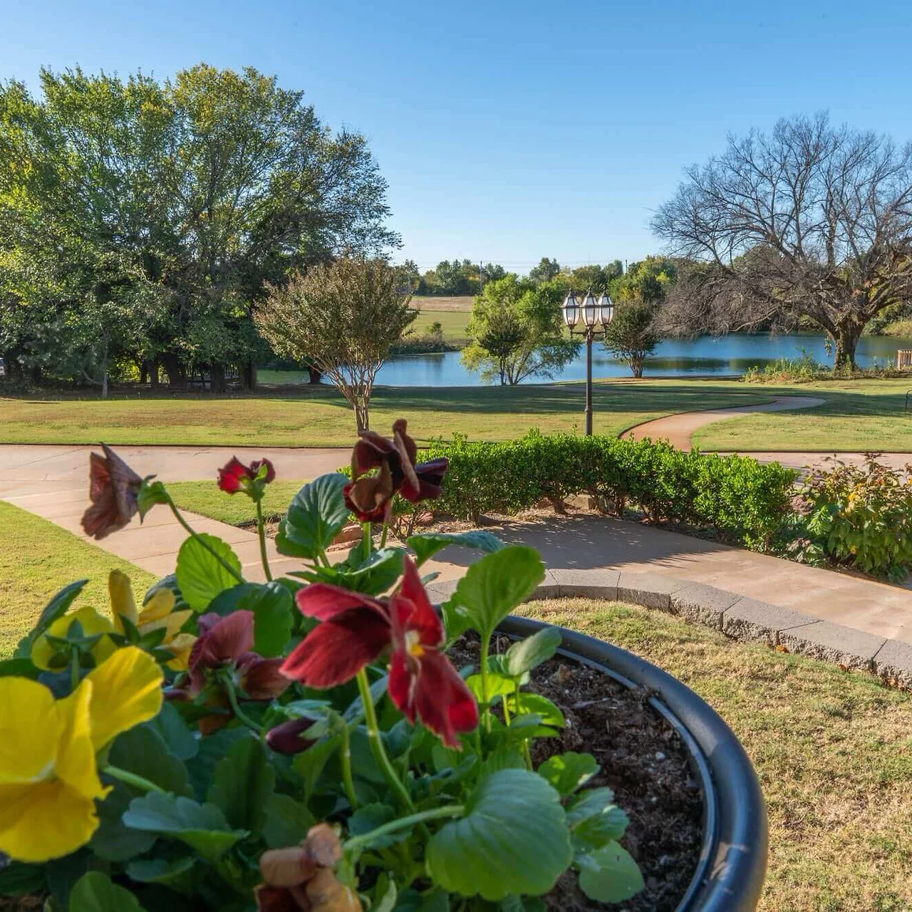 Image of Tealridge Assisted Retirement Community (3)