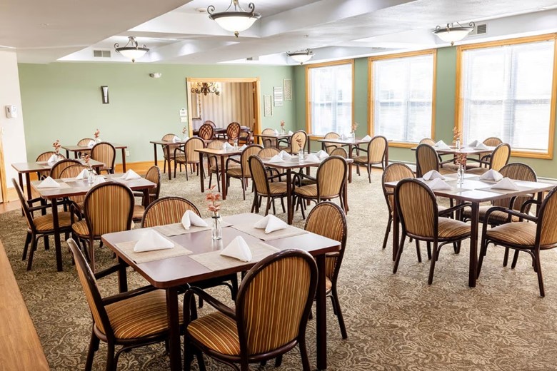 Image of Oak Park Place - Albert Lea (6)