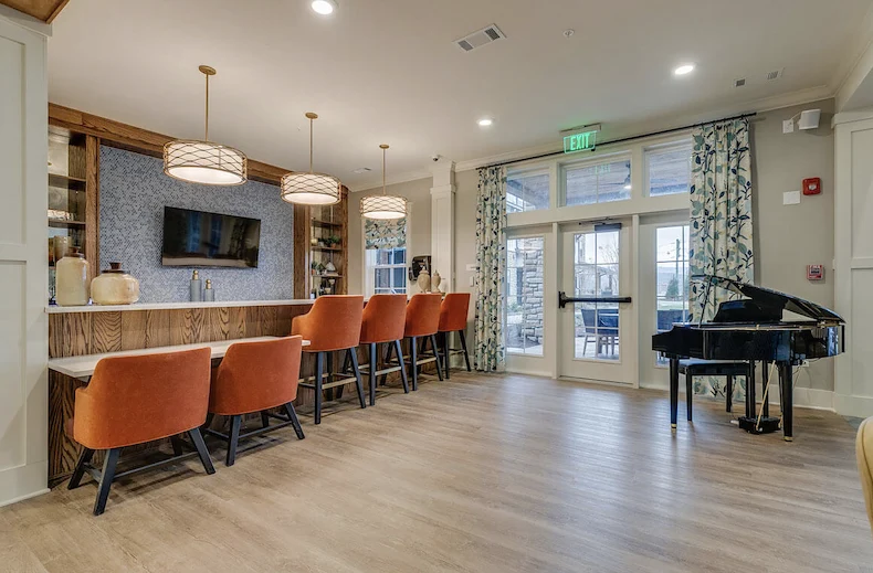 Image of Everlan of Hixson (4)