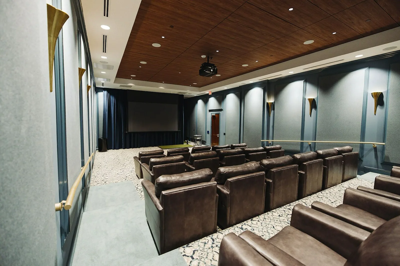 Image of Hayes Barton Place (7)