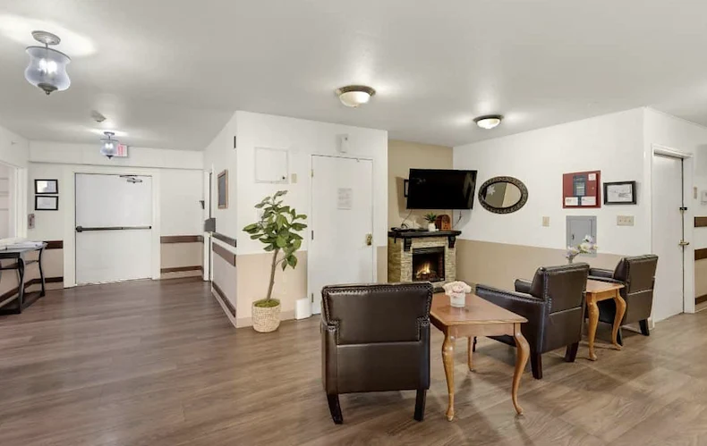 Image of Greenlake Heritage Court (7)