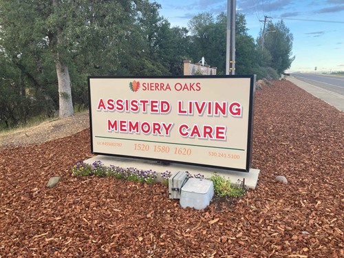 sierra-oaks-assisted-living-and-memory-care-image-9