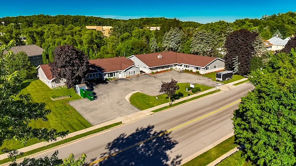 Image of Autumn Oaks (1)