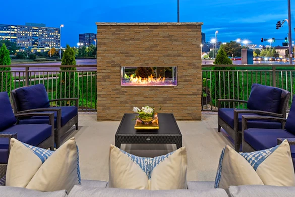 Image of The Ashton on the Plaza (1)