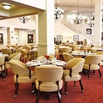 Ashwood Meadows Independent Living Hawthorn Senior Living in Johns Creek, Georgia dining room