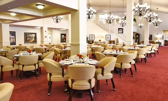 Ashwood Meadows Independent Living Hawthorn Senior Living in Johns Creek, Georgia dining room
