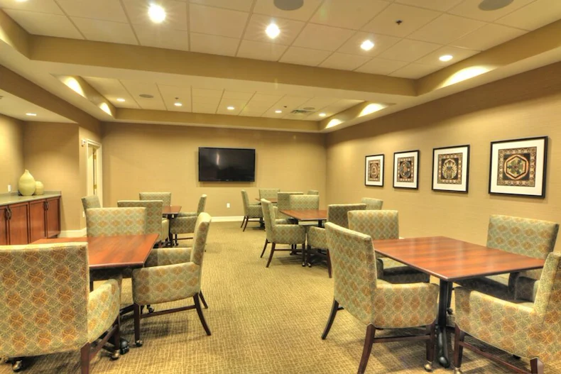 Image of Savannah Square (4)