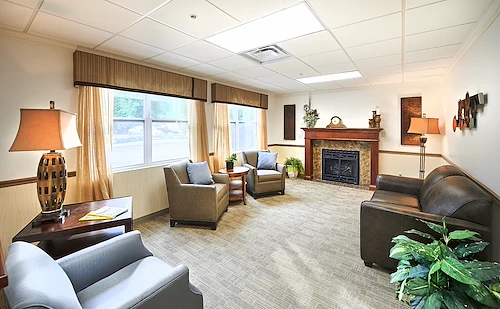 Image of Morristown Manor (4)