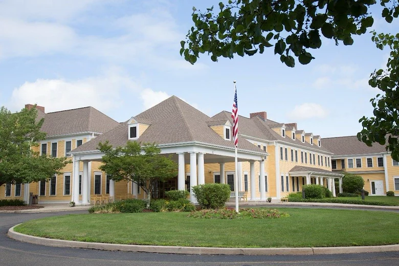 Image of Coachman Square at Woodbridge (1)