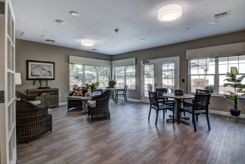 Image of Azura Memory Care and Assisted Living of Brookfield (5)