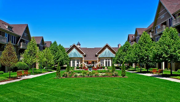 Image of Vi At The Glen (1)