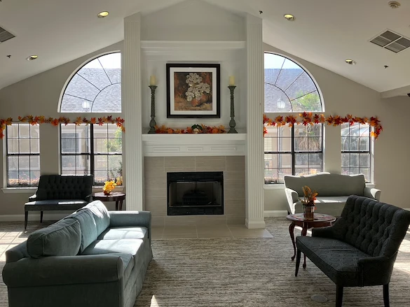 Colonial Oaks at Arlington, TX, visiting area by fireplace