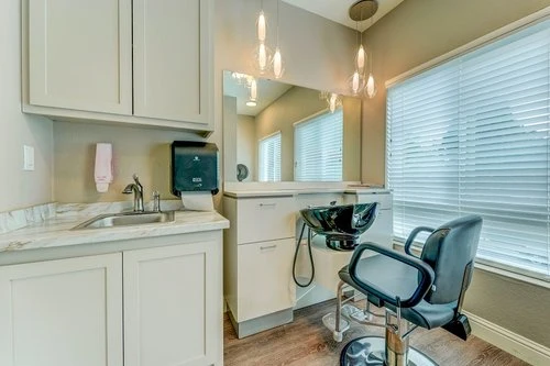 Image of Crescent Oaks Memory Care (8)