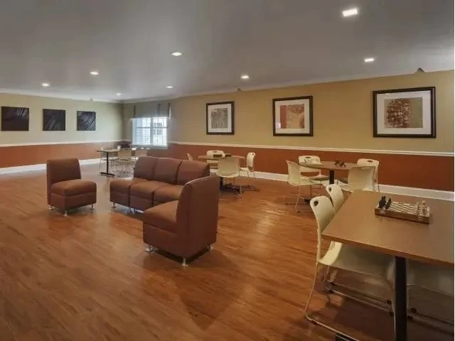 Image of Wayside Oaks (4)