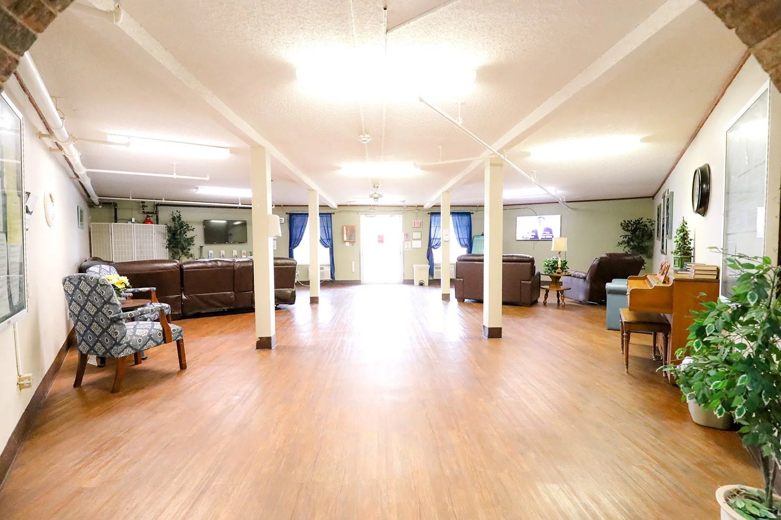 Image of Cass Valley Healthcare Center (3)