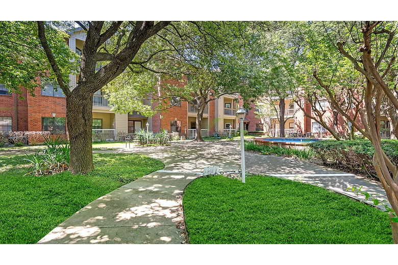 Image of Asher Point Independent Living of Sherman (2)