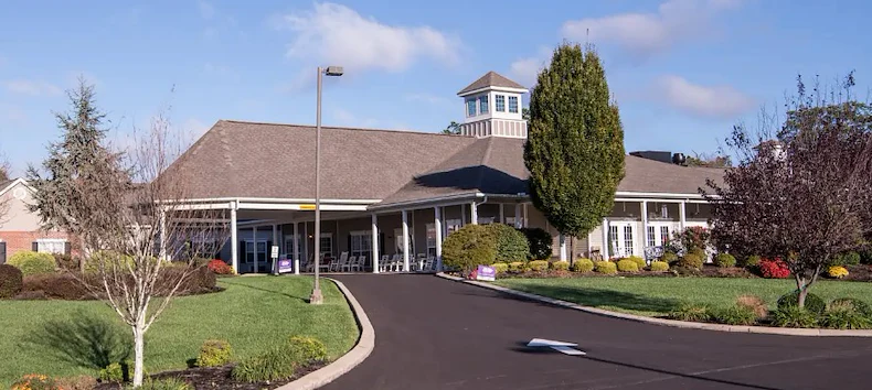 Image of Morning Pointe of Russell (1)