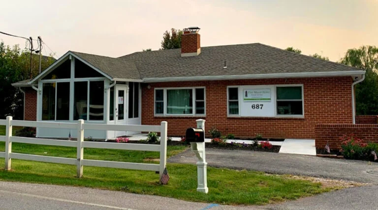 Image of Pine Manor Home (1)