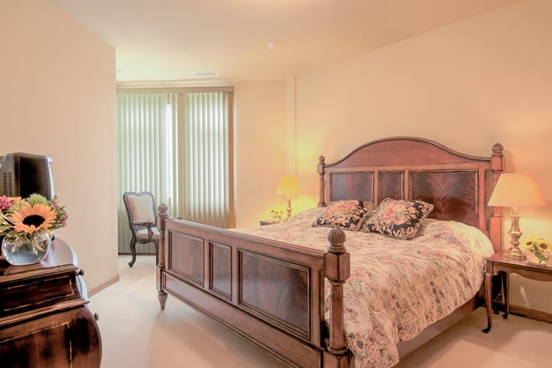 Image of New Perspective Senior Living | Island Shores (5)