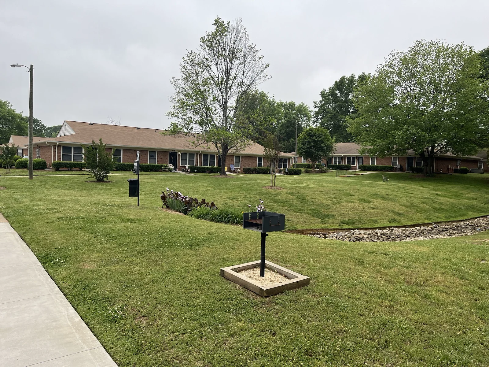 Image of Miller Oaks Apartments (4)