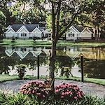 Image of Foxbridge Senior Living (1)