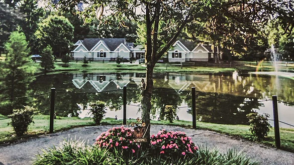 Image of Foxbridge Senior Living (1)