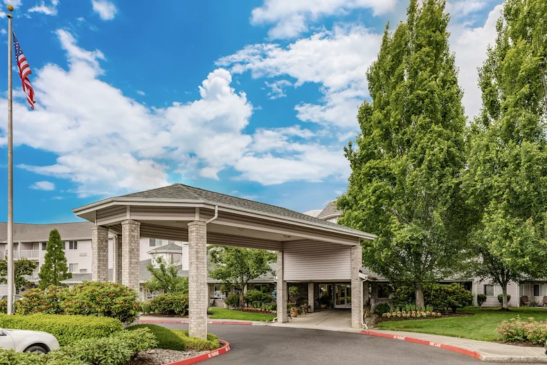 Image of Holiday Rock Creek (1)