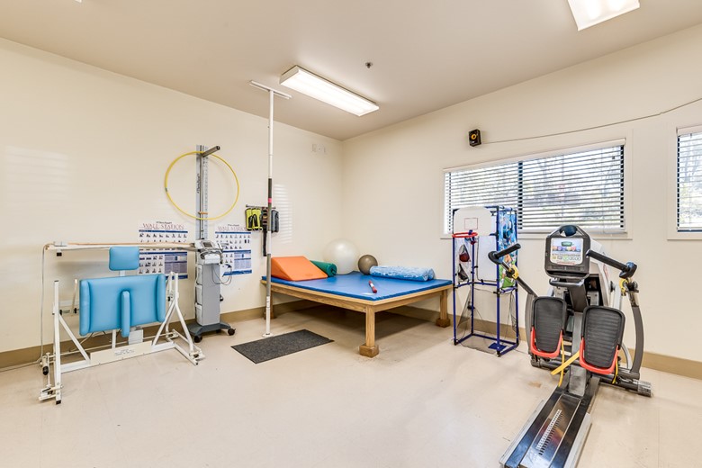 Image of Meadowood Nursing Center (2)