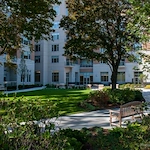 Image of The Admiral At The Lake (3)