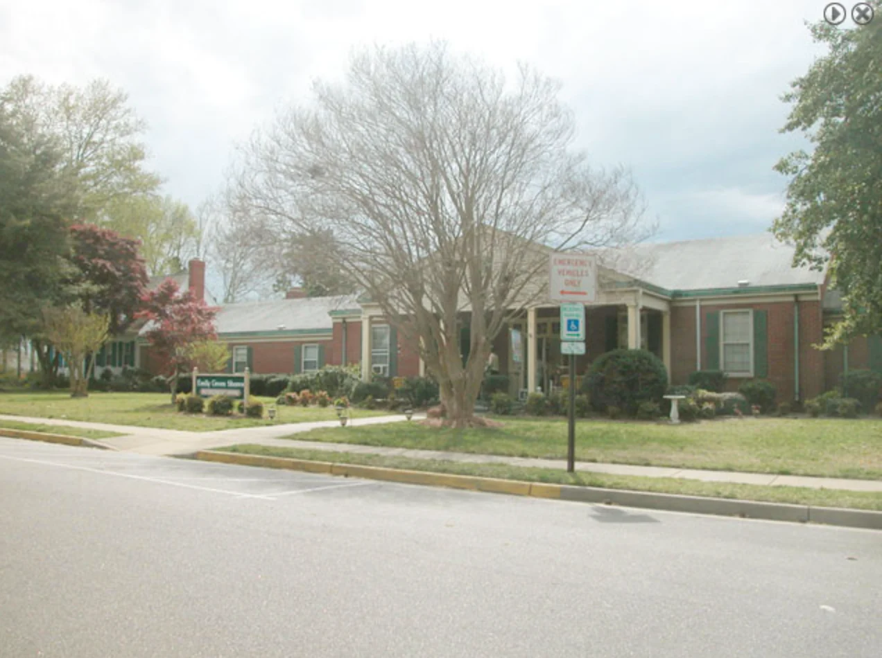 Image of Emily Green Shores (5)