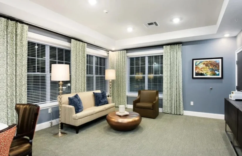 Image of American House Hampton Village (7)