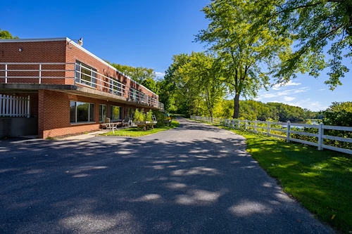 Image of Intersect Healthcare of Lamont (2)